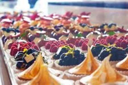 10 Dessert Manis Paling Digemari