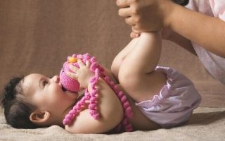Cara Pijat Bayi Kolik