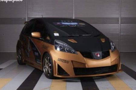 Inspirasi Modifikasi Mobil Honda Jazz yang Elegan dan Kekinian